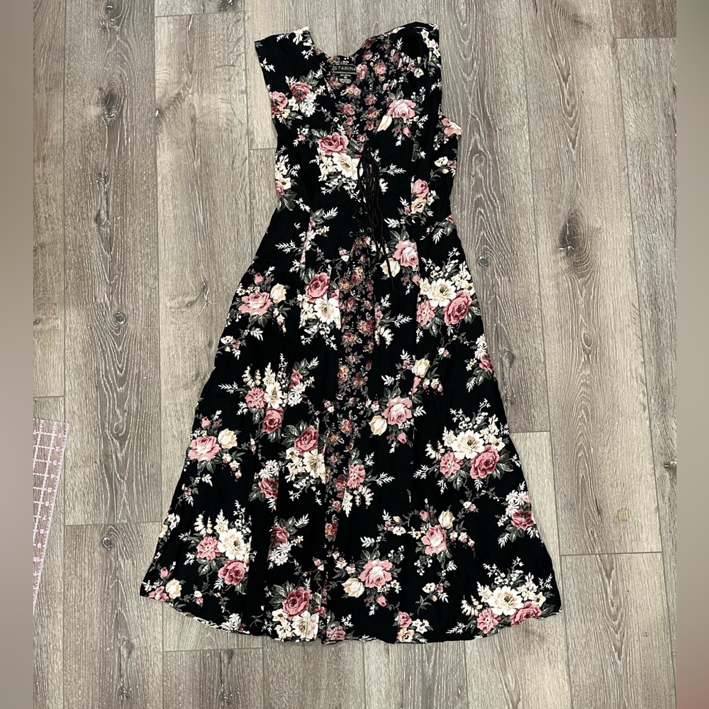 vintage starina brand lace up 90’s floral dress